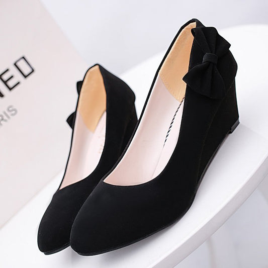 Chaussures de travail femme en daim noir à semelle compensée plate, polyvalentes